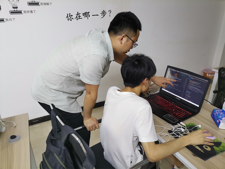 1651911689680143.jpg 一對(duì)一輔導(dǎo).jpg